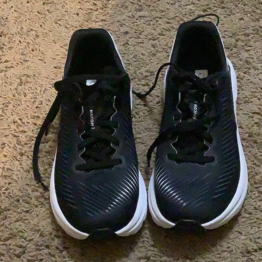Hoka womens Rincon 3 size 8